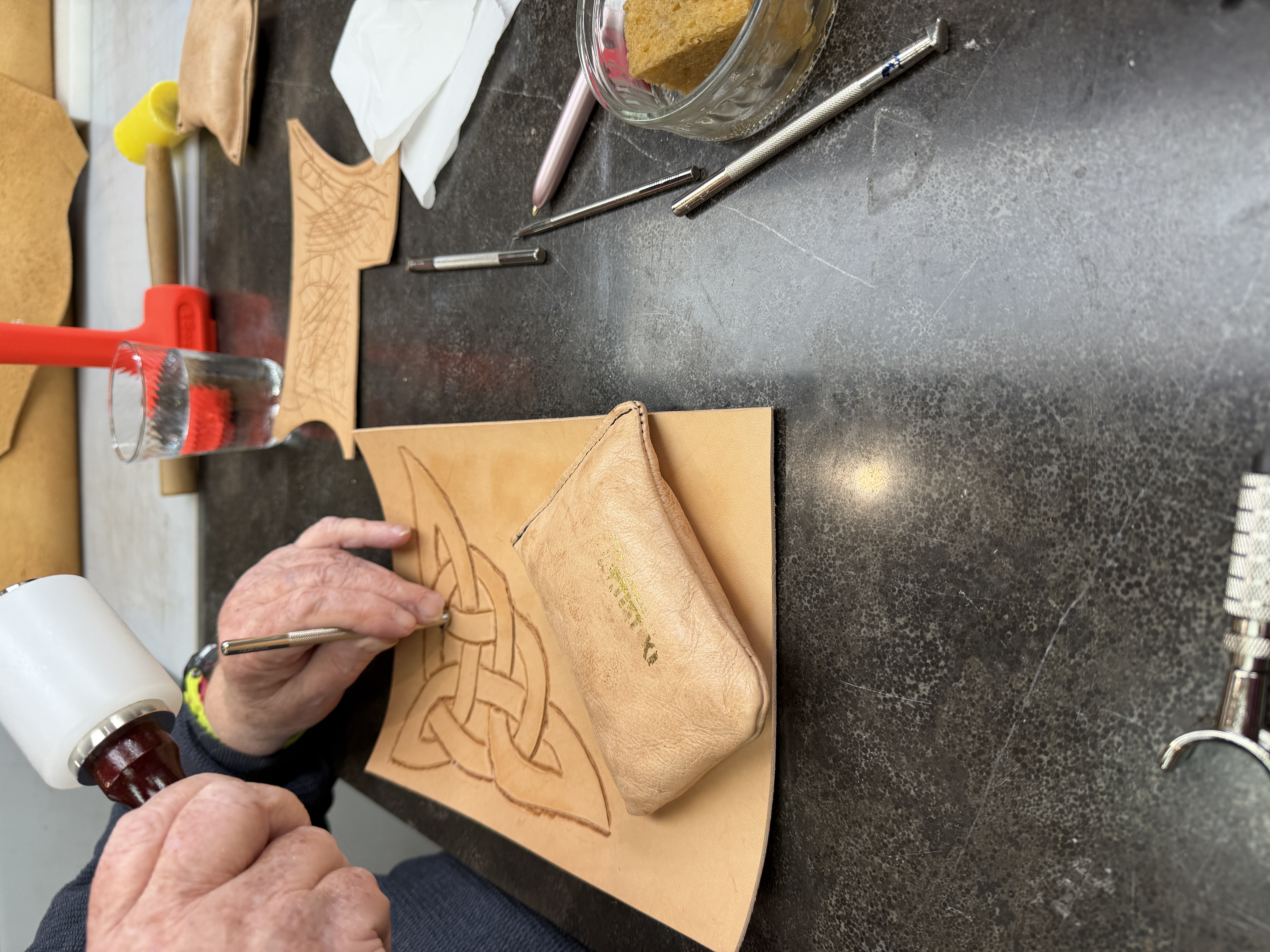 Leathercarving en tooling voor beginners