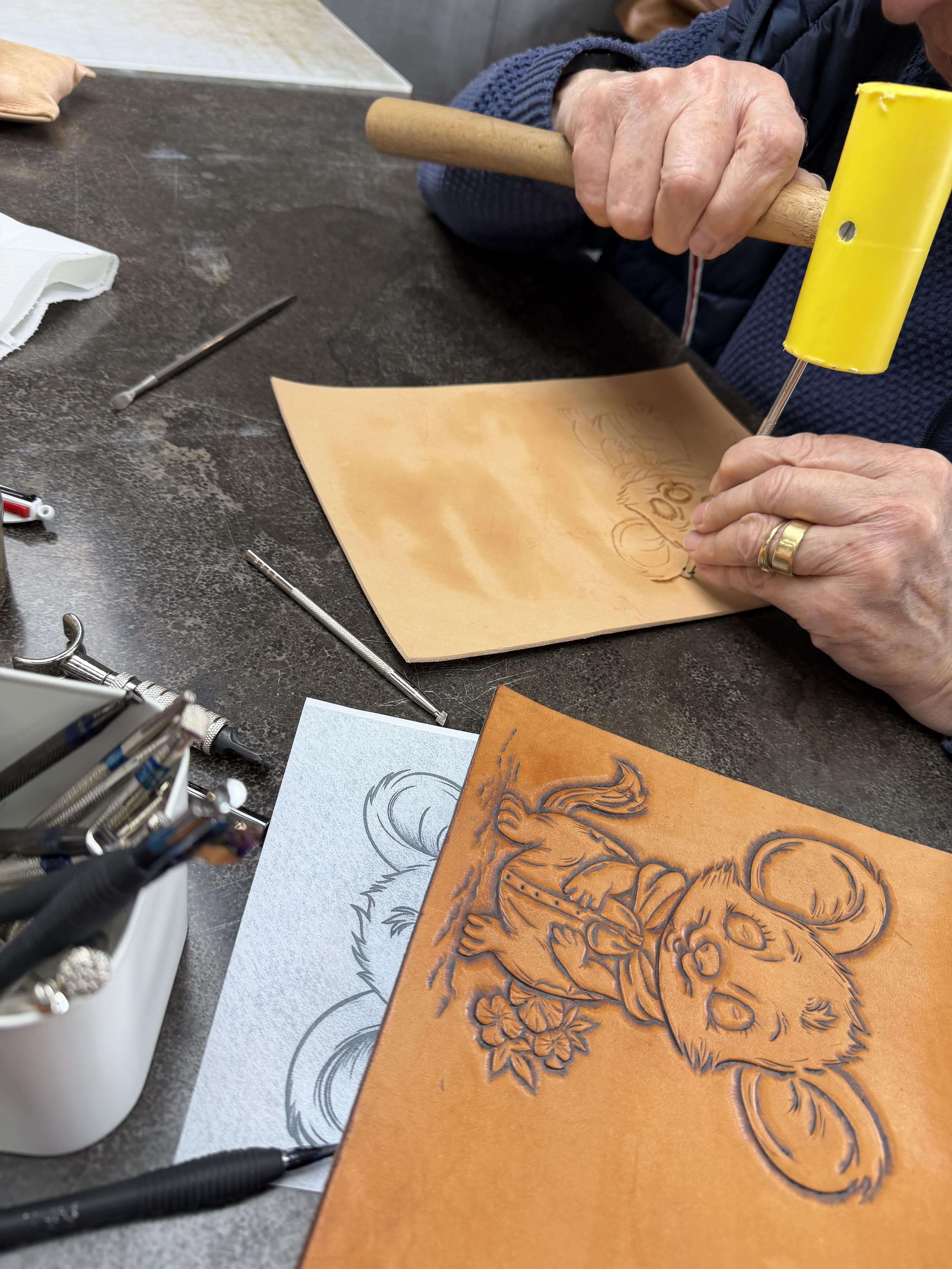 Leather carving en tooling voor beginners - Foto
