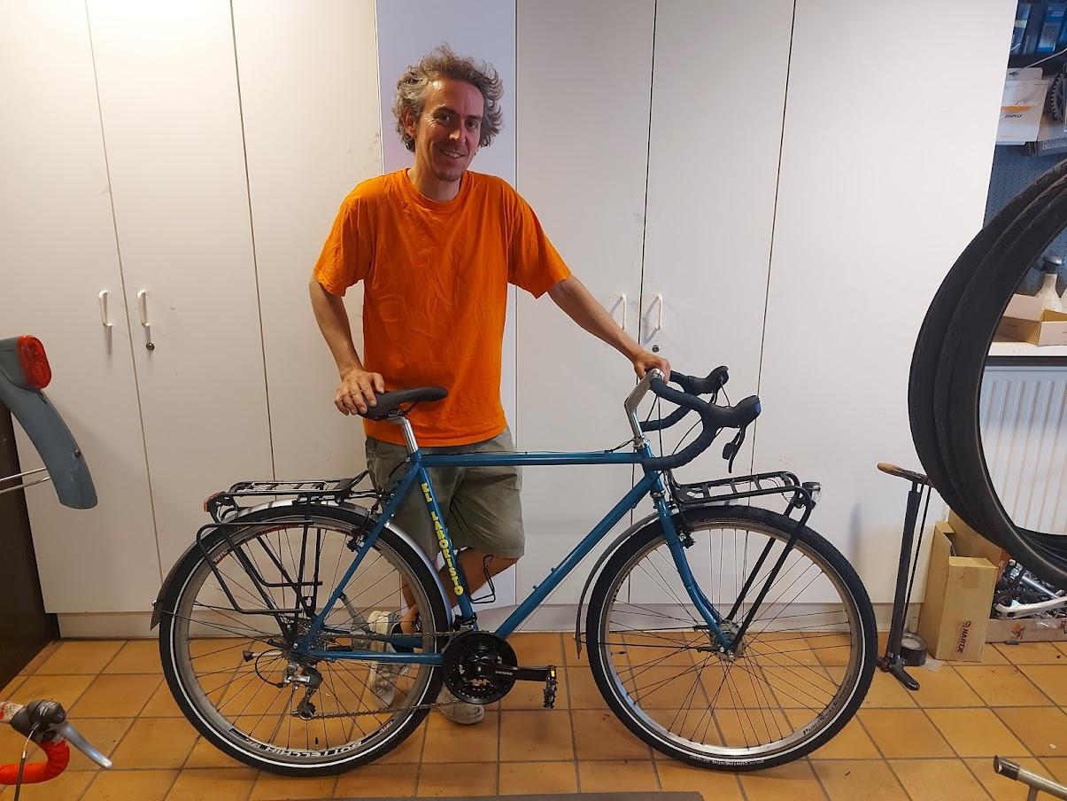 Reisfiets bouwen (nieuw) - Foto