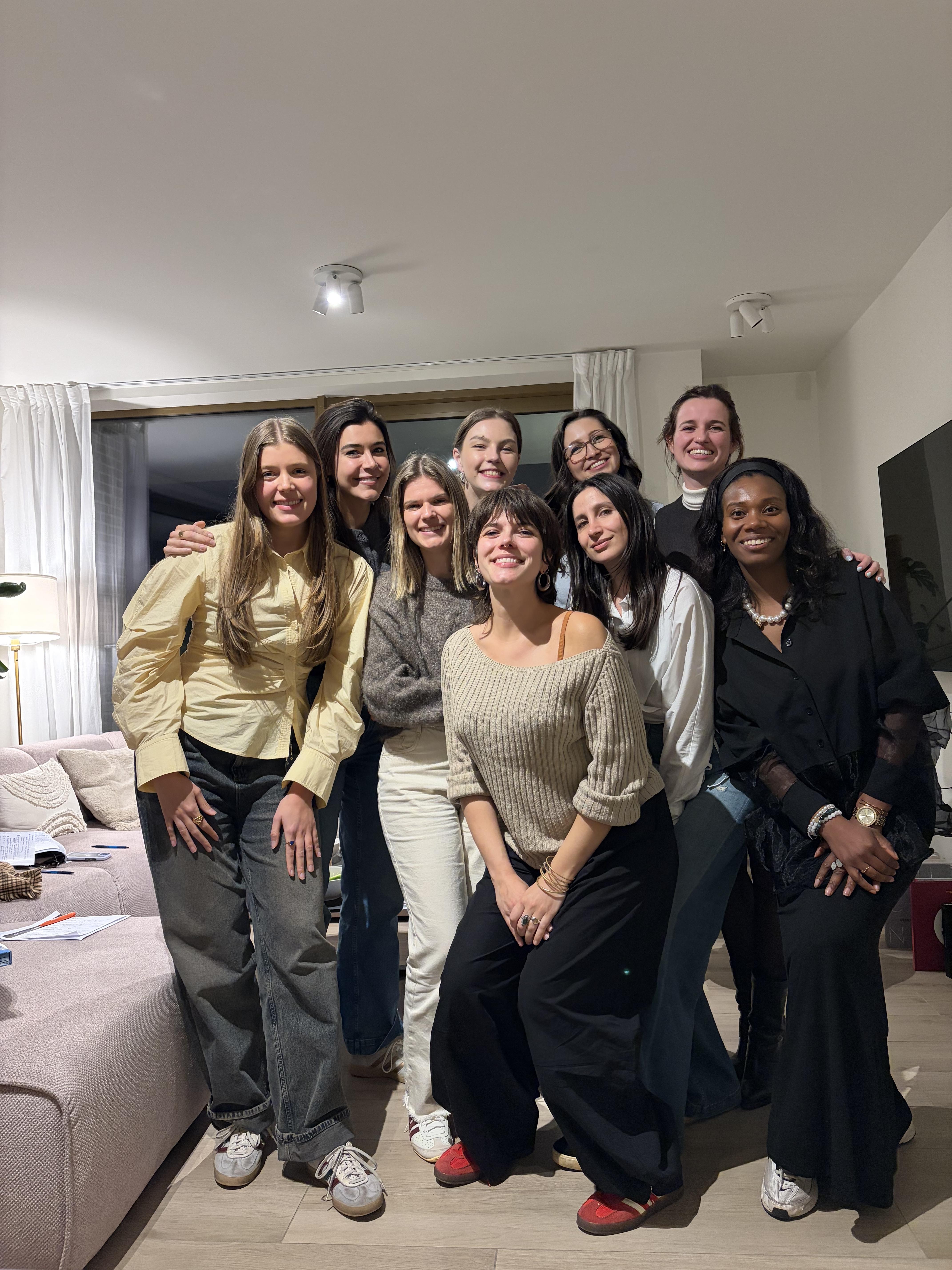 Soirée Astrologie ‘ Jouw geboortekaart’ - Foto