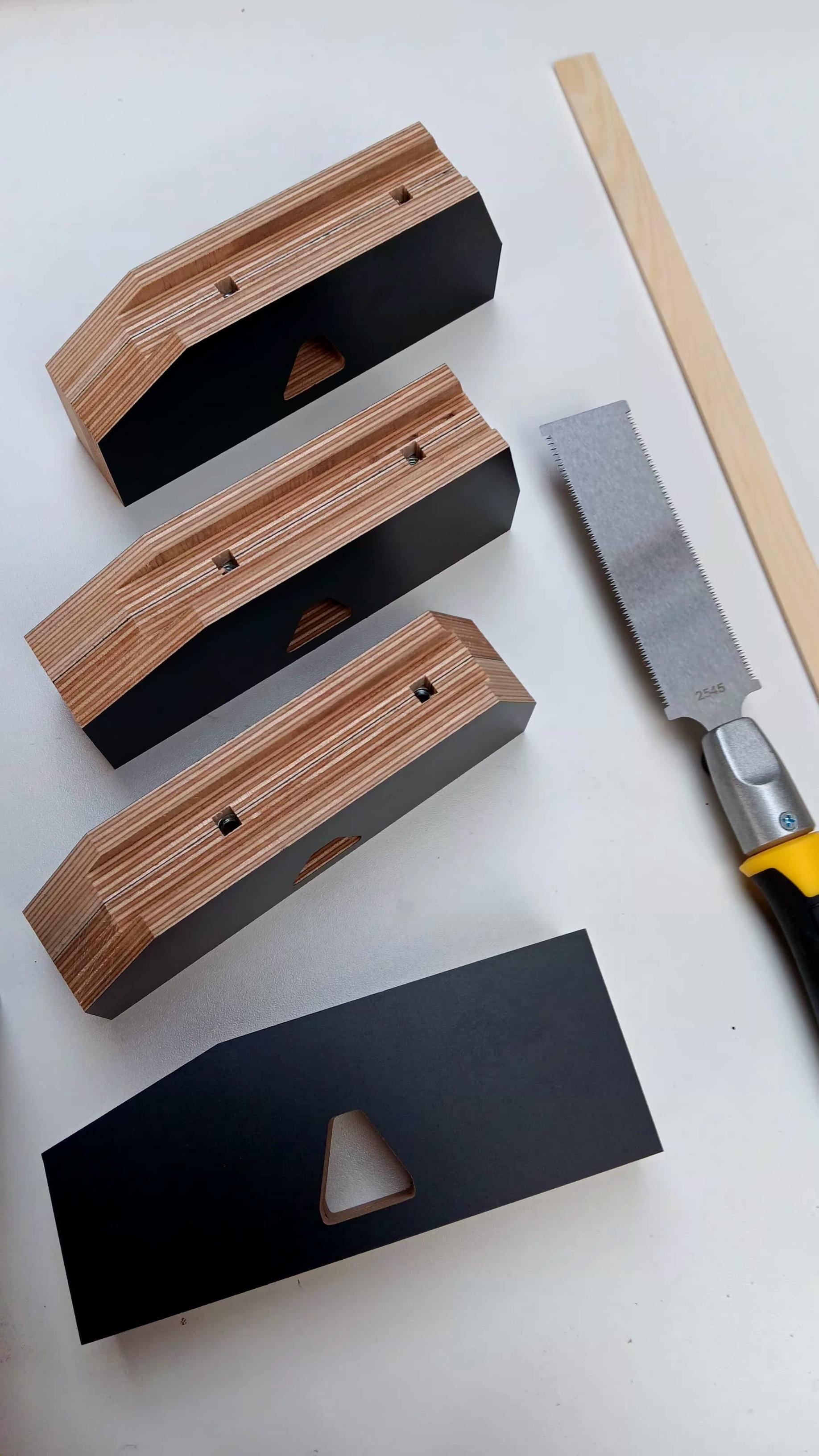 Houtsnijden voor beginners - Kumiko Tray. - Foto