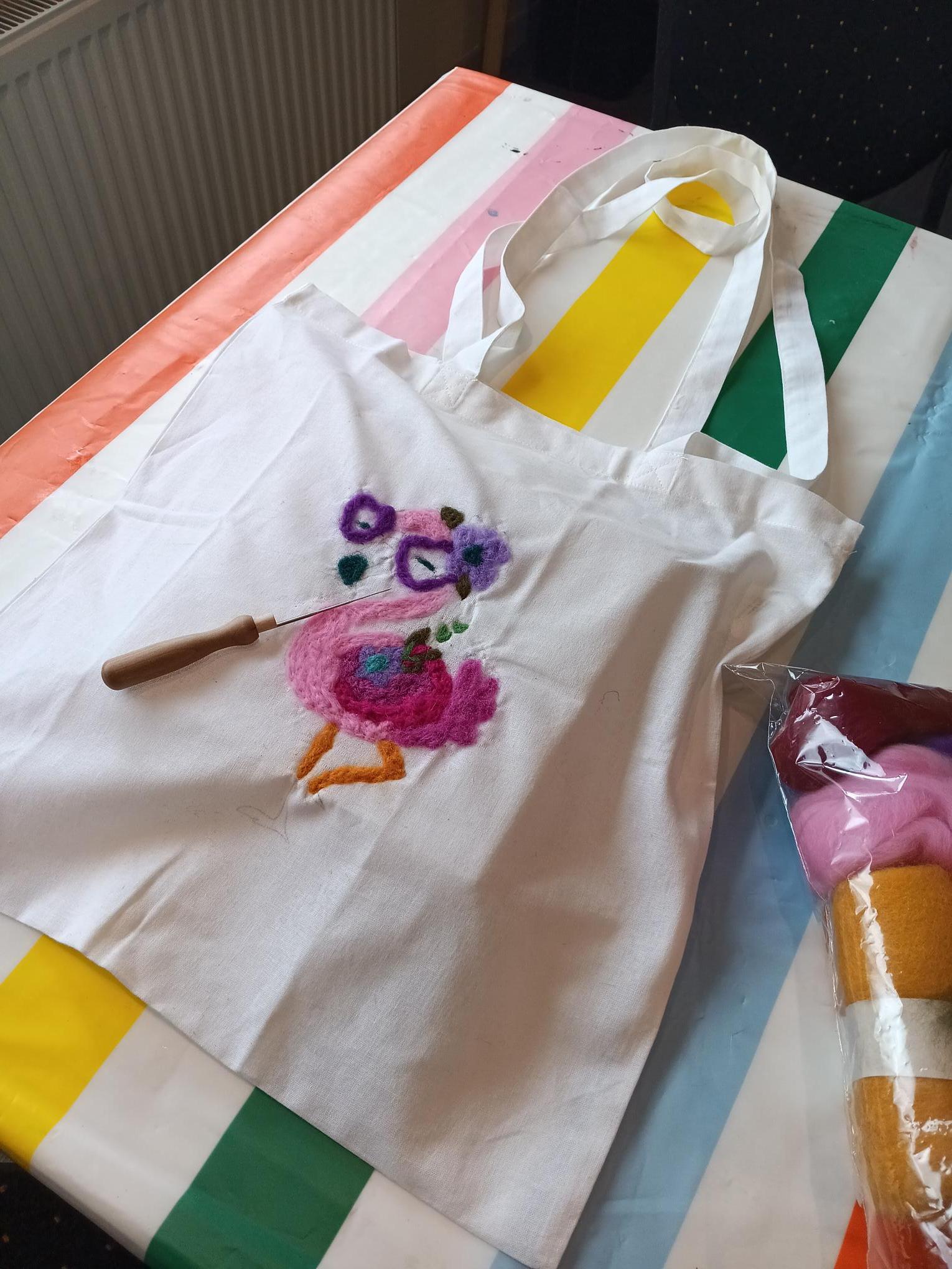 Totebag pimpen met naaldvilten in Schelle - Foto