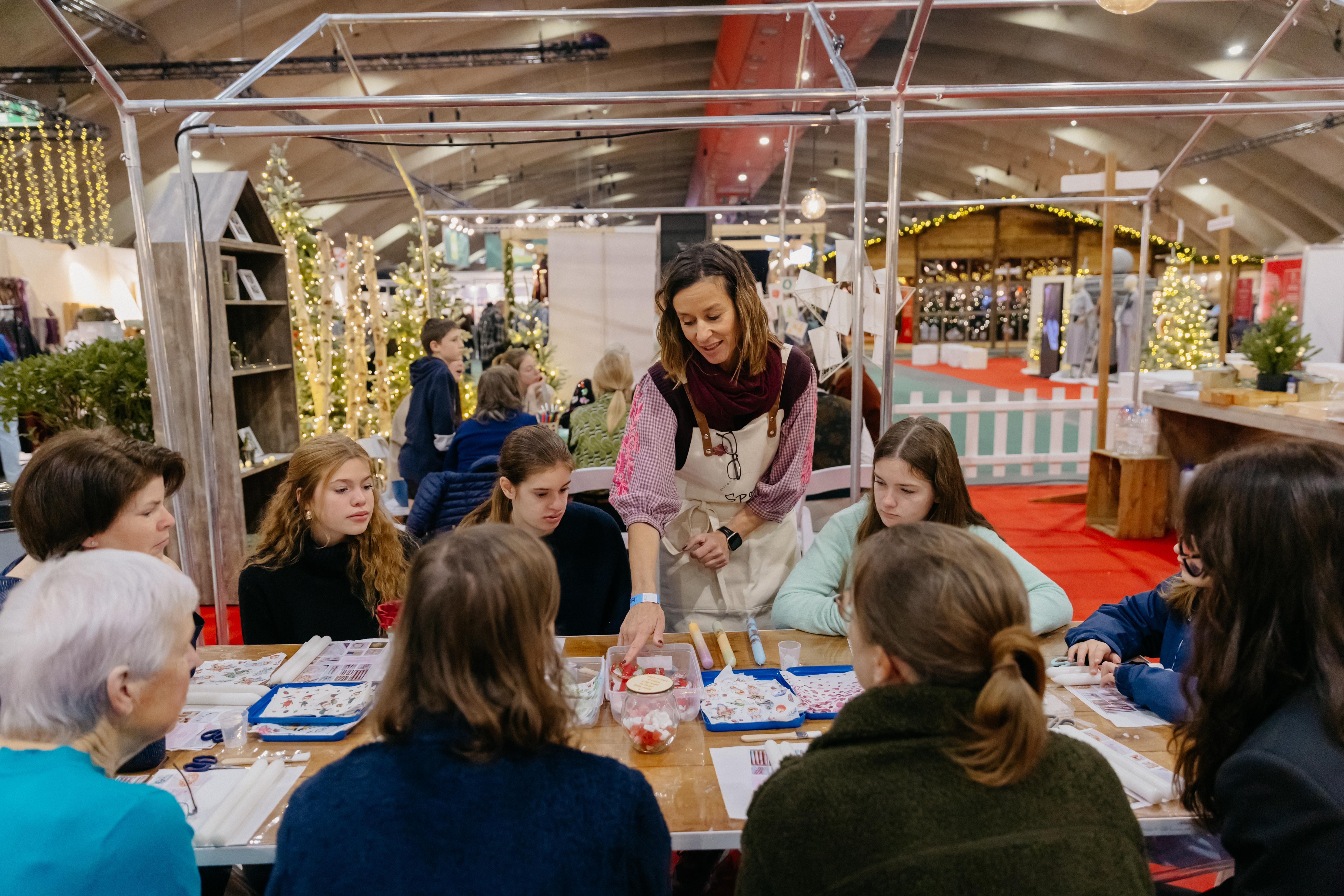 Kaarsen dippen - Inloopworkshop voor events - Foto