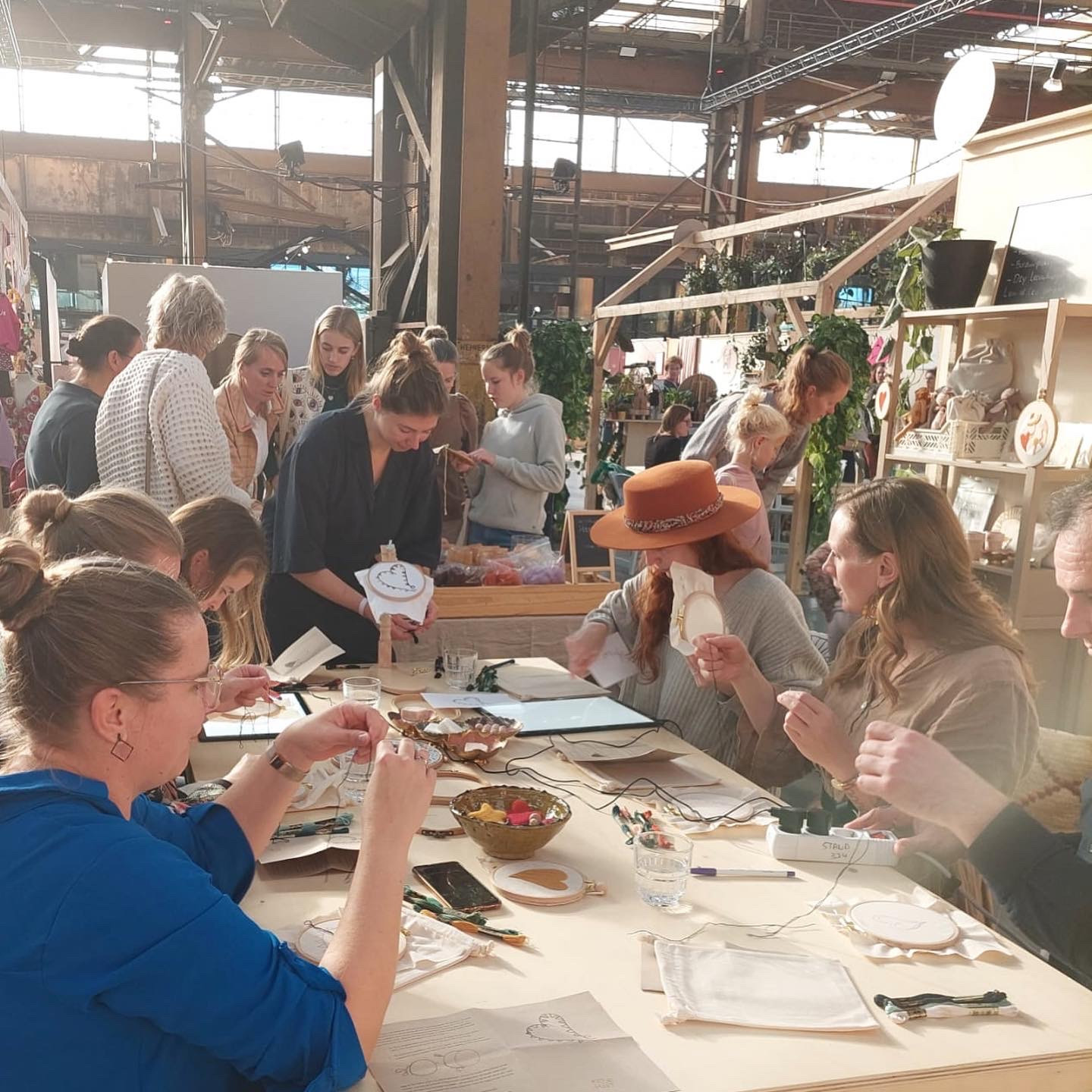 Borduurworkshop Vier Het Leven - Foto