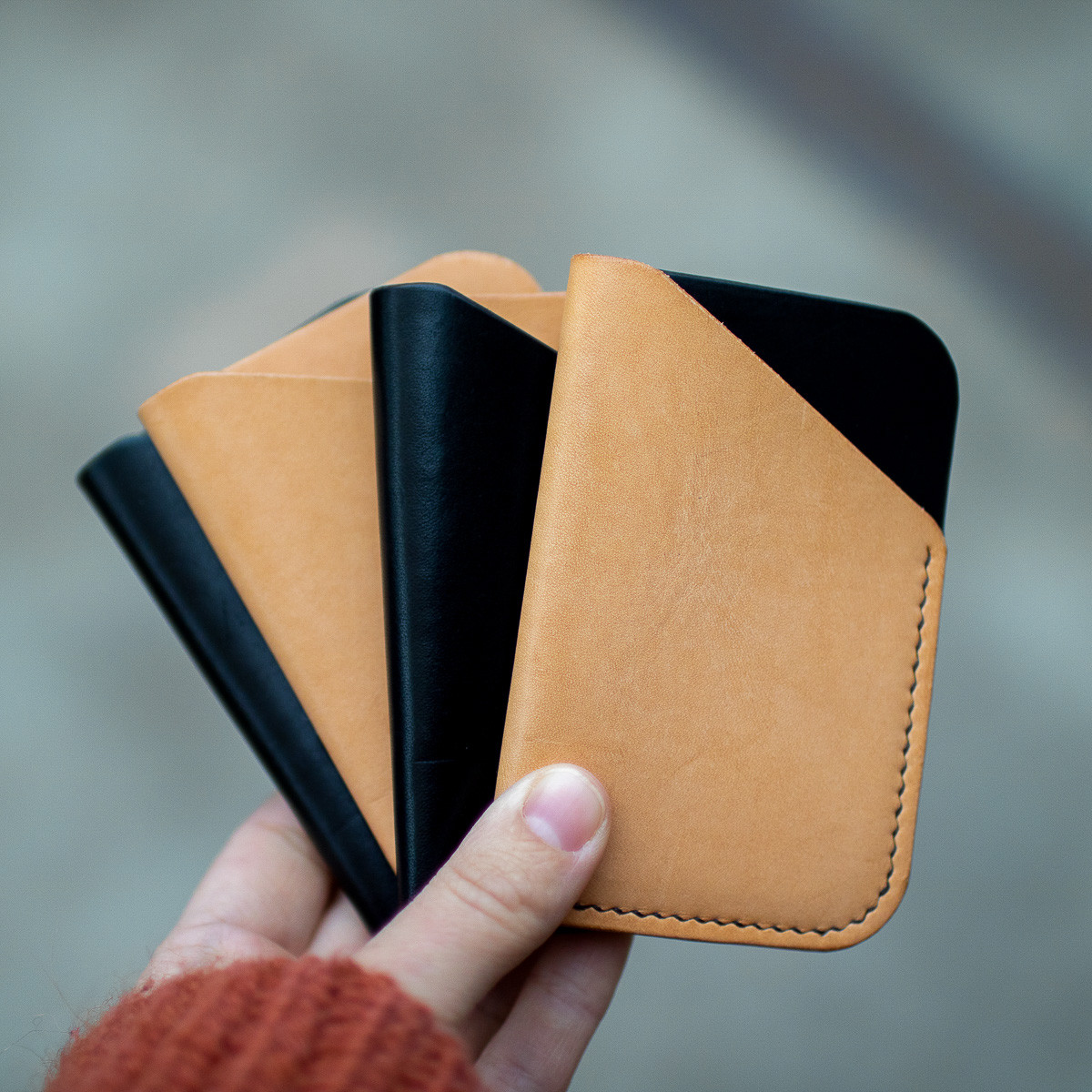 Workshop Ambachtelijk leerbewerken - portemonnee - Foto