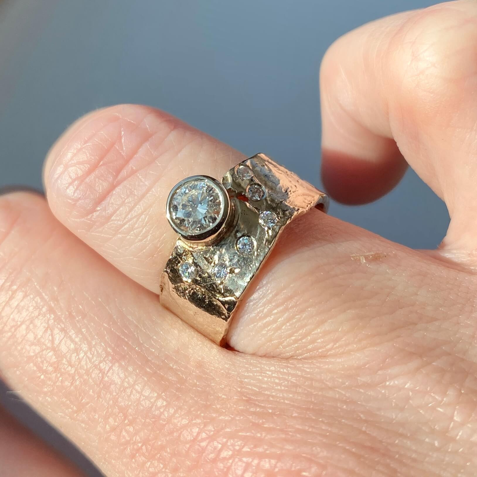 Zelf Een Uniek Juweel Creëren - Foto