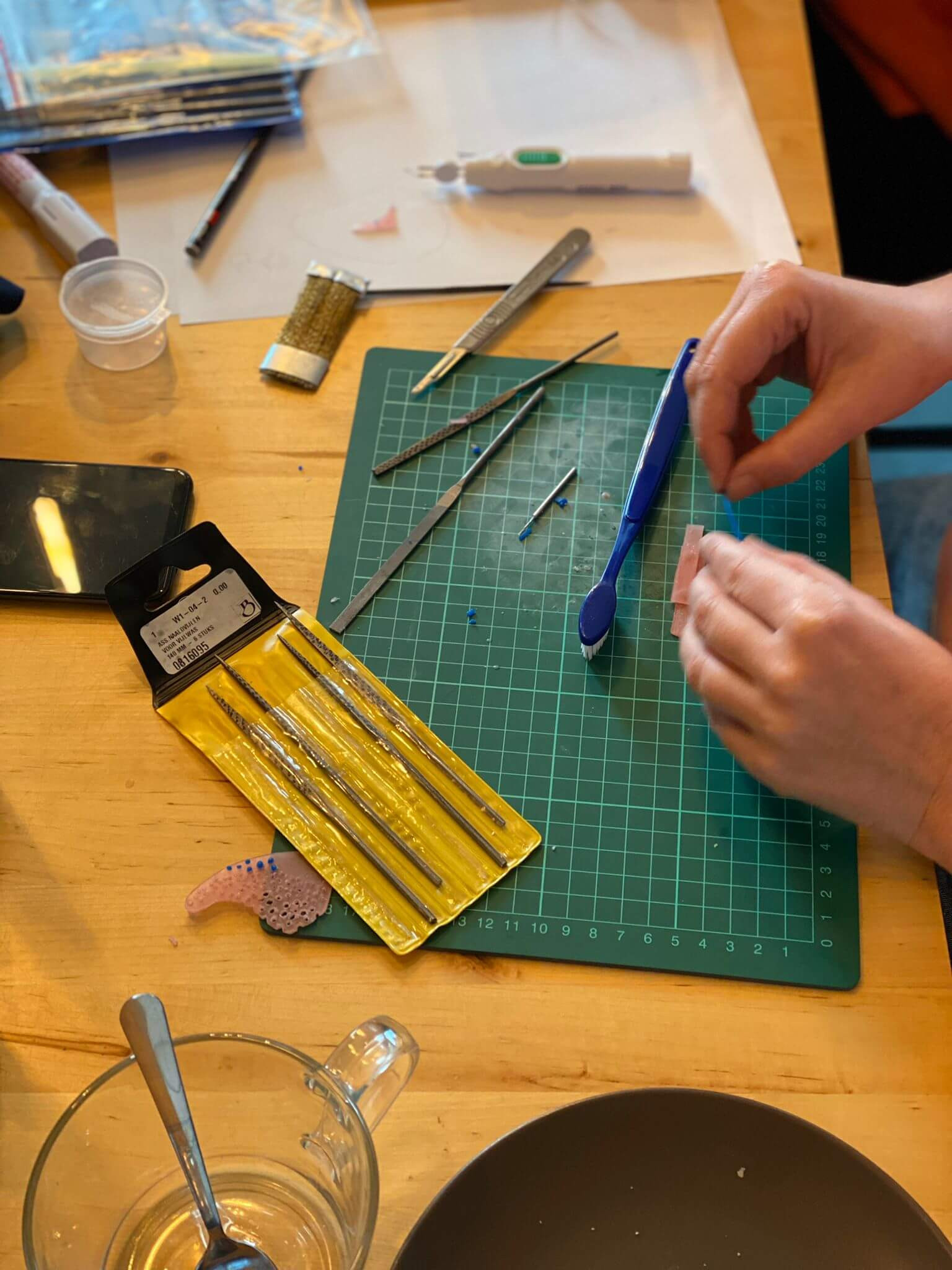 Zelf Een Uniek Juweel Creëren - Foto