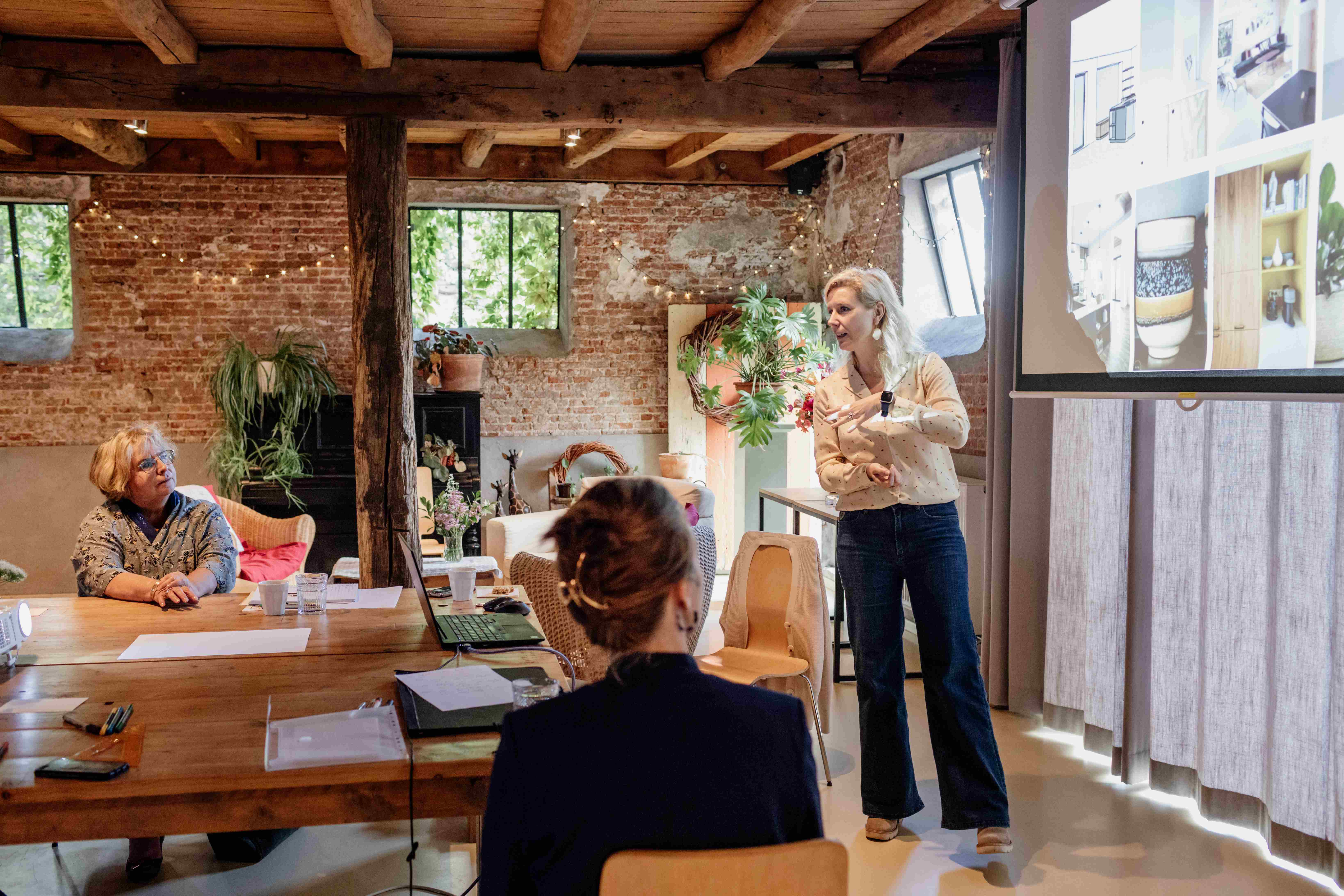 Geef een BOOST aan het interieur van je bedrijf - Foto
