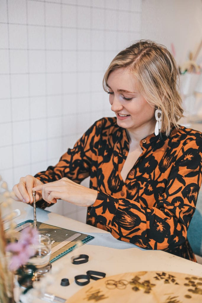 Workshop Polimeerklei oorbellen - Foto