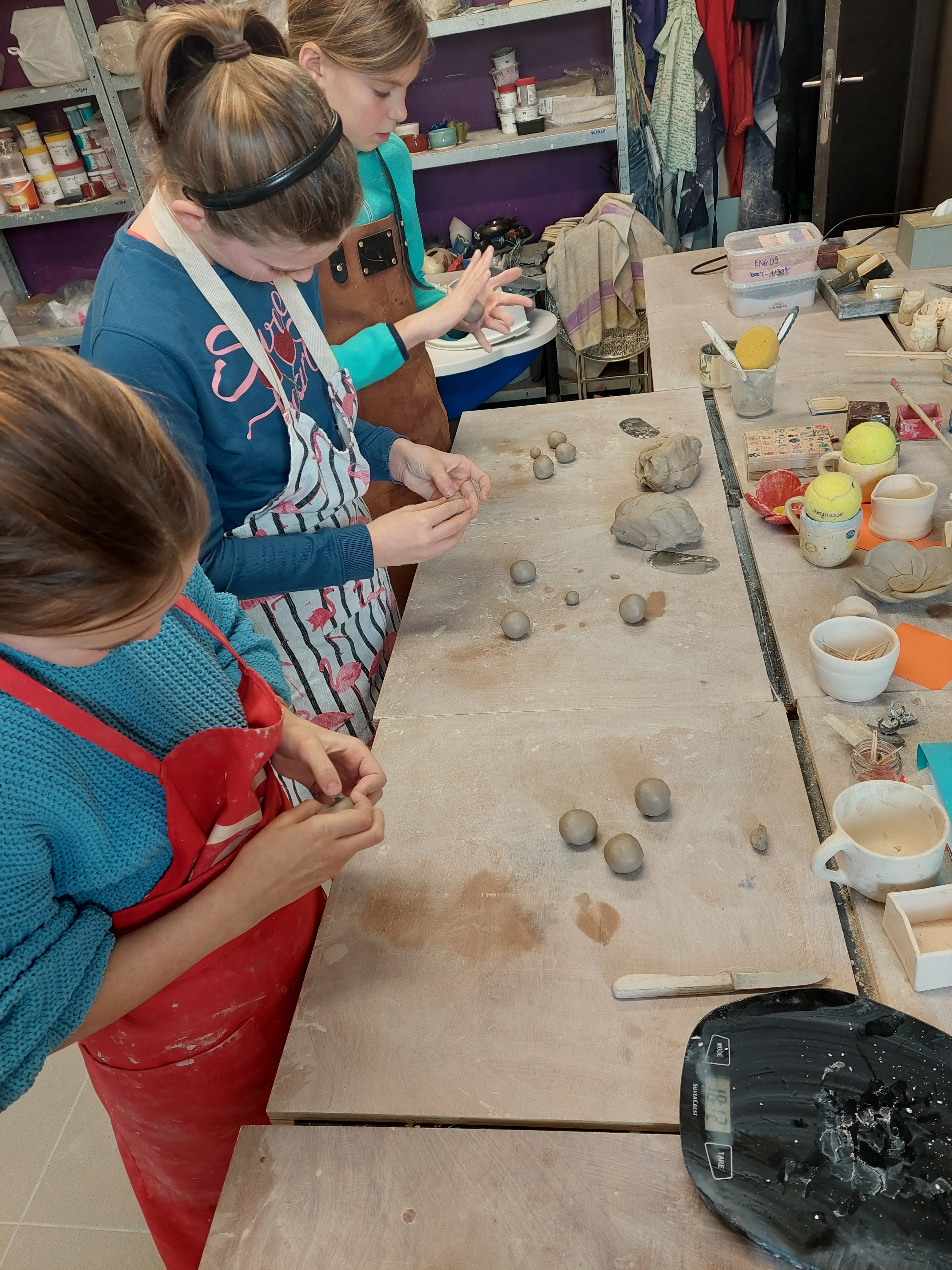 Kleileuk verjaardagsfeestje in het keramiek atelier - Foto