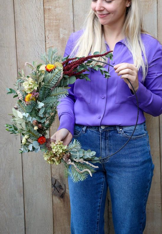 Kerstkrans workshop als groepsactiviteit - Foto